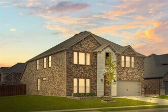 10026 Gray Barrel Dr in Krugerville, TX - Building Photo - Building Photo