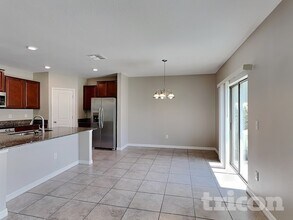 12727 Lemon Pepper Dr in Riverview, FL - Building Photo - Building Photo