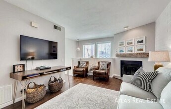 1025 Jasmine St in Denver, CO - Building Photo - Building Photo