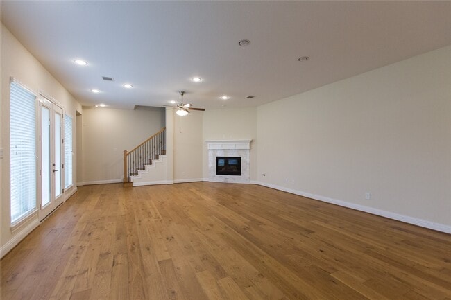 property at 7402 Kearney Hill Ln