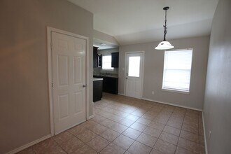 17114 Sentinel Ln in Lindale, TX - Building Photo - Building Photo