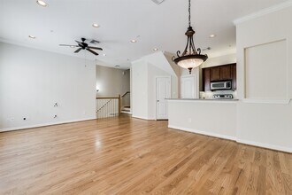 1913 Gillette St in Houston, TX - Building Photo - Building Photo