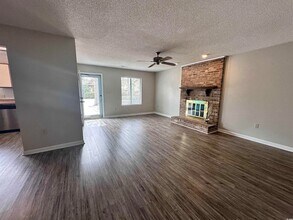 6536 Valene Ct in Myrtle Beach, SC - Foto de edificio - Building Photo