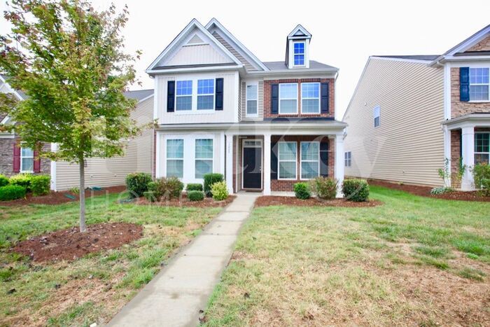 1006 Garden Oak Dr in Indian Trail, NC - Building Photo