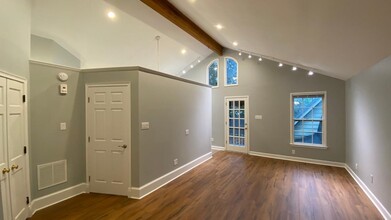 19 S Ashlawn Rd in Memphis, TN - Building Photo - Building Photo