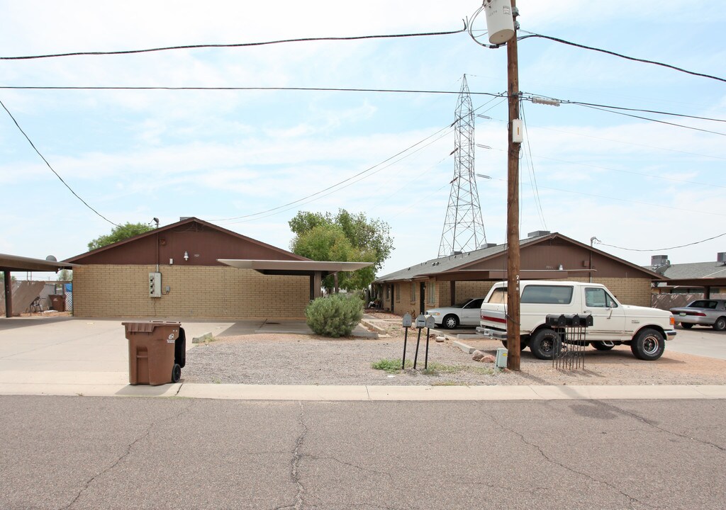 9921-9929 E Billings St in Mesa, AZ - Building Photo