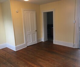 378 National Ave in Winchester, VA - Building Photo - Building Photo