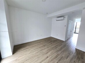 4100 SW 64th Ave, Unit 312 in Davie, FL - Building Photo - Building Photo