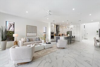 12466 Solana Bay Cir in Palm Beach Gardens, FL - Building Photo - Building Photo
