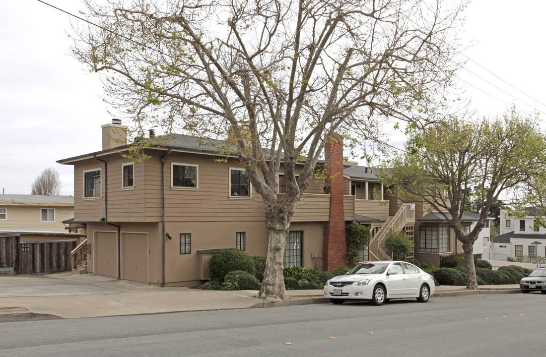 630 Jefferson St in Monterey, CA - Foto de edificio