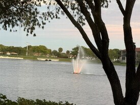 1001 SW 141st Ave in Pembroke Pines, FL - Building Photo