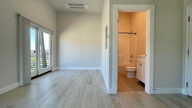 3680 Broad St in San Luis Obispo, CA - Building Photo - Building Photo