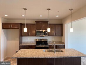 1009 Blackstone Run in Carlisle, PA - Foto de edificio - Building Photo