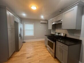 36 East Ave in West Haven, CT - Building Photo - Building Photo