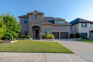 13749 Wickham Ln, Unit 204 in Frisco, TX - Building Photo
