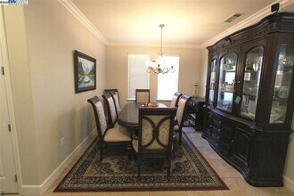 5199 Salerno Dr in Dublin, CA - Building Photo - Building Photo