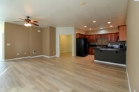 114 S Tweedt Pl in Kennewick, WA - Building Photo - Building Photo