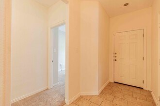 9122 Vondel Park in Converse, TX - Building Photo - Building Photo