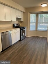 105 Claridge Ct in Princeton, NJ - Building Photo - Building Photo
