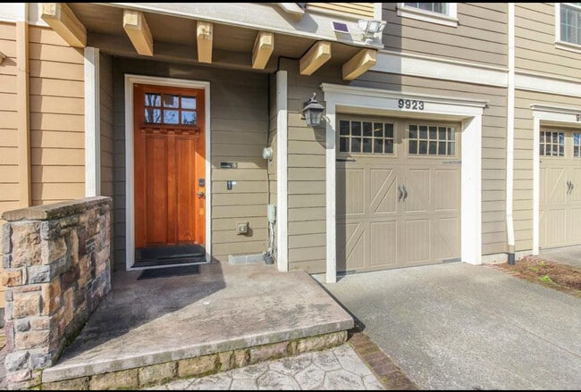 9923 SE Old Town Ct in Happy Valley, OR - Building Photo - Building Photo