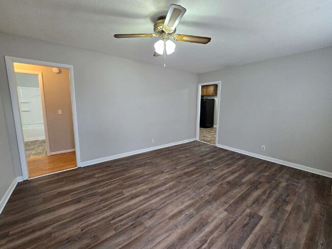 310 Barkwood Dr in Clarksville, TN - Building Photo - Building Photo