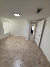 1247 Lakeview Dr in Clermont, FL - Building Photo - Building Photo