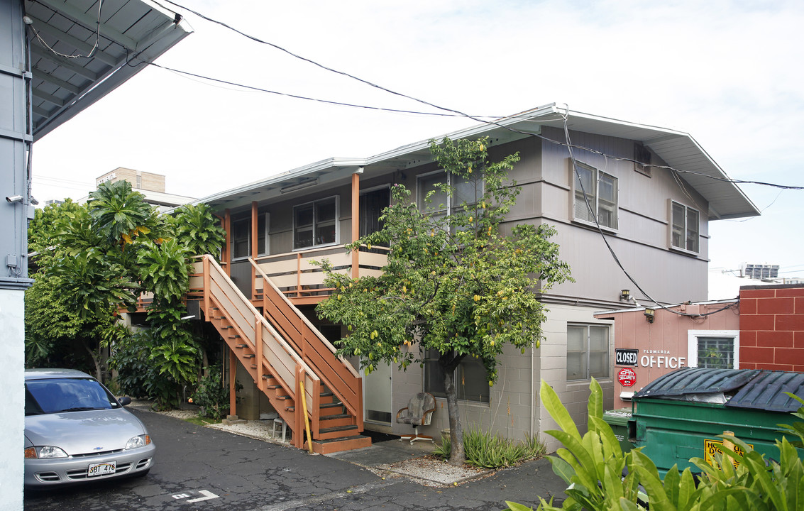 1105 Piikoi St in Honolulu, HI - Building Photo