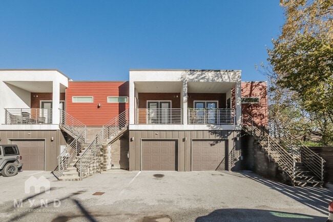 1770 N Reno Dr in Fayetteville, AR - Foto de edificio - Building Photo