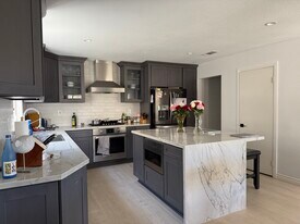 31766 Canyon Ridge Dr in Lake Elsinore, CA - Building Photo