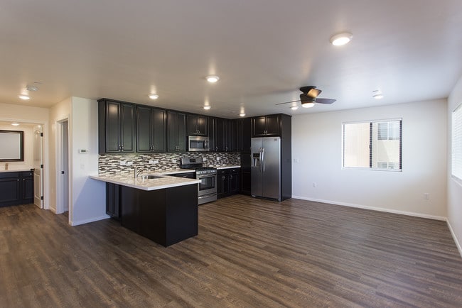 5978 Lauretta St in San Diego, CA - Building Photo - Building Photo