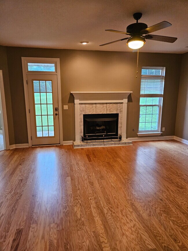 904 Rainne Ct in Evans, GA - Building Photo - Building Photo