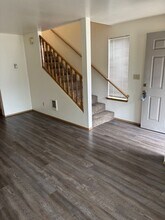 216 Varner Ave SE in Orting, WA - Building Photo - Building Photo