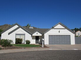 4434 E Olney Dr in Phoenix, AZ - Building Photo