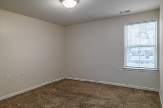 ABBINGTON AT THE PARK in Alliance, OH - Foto de edificio - Interior Photo
