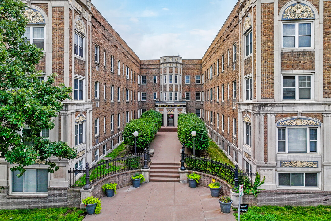 Loring Grove Apartments in Minneapolis, MN - Foto de edificio