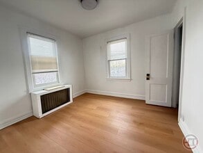 3070 Coddington Ave, Unit 1 in Bronx, NY - Foto de edificio - Building Photo