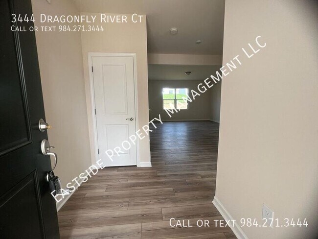 3444 Dragonfly River Ct in Raleigh, NC - Building Photo - Building Photo