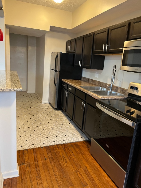 1 W 28th St in Indianapolis, IN - Building Photo - Building Photo