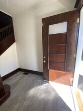 1110 Laurel St, Unit 2 in Indianapolis, IN - Building Photo - Building Photo