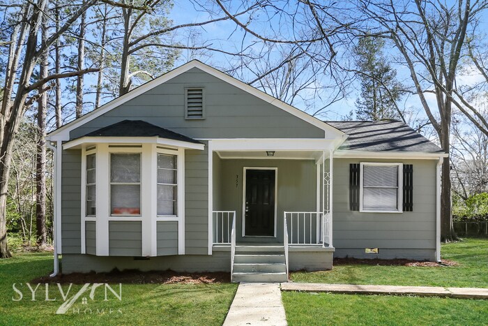 357 Broadmoor Dr Photo