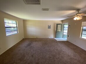5223 Peach Ave in Seffner, FL - Building Photo - Building Photo