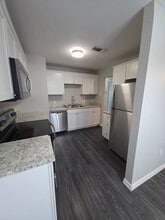 2211 S Hartford Cove in Russellville, AR - Building Photo - Building Photo