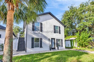 102 W Kentucky Ave in Tampa, FL - Foto de edificio - Building Photo