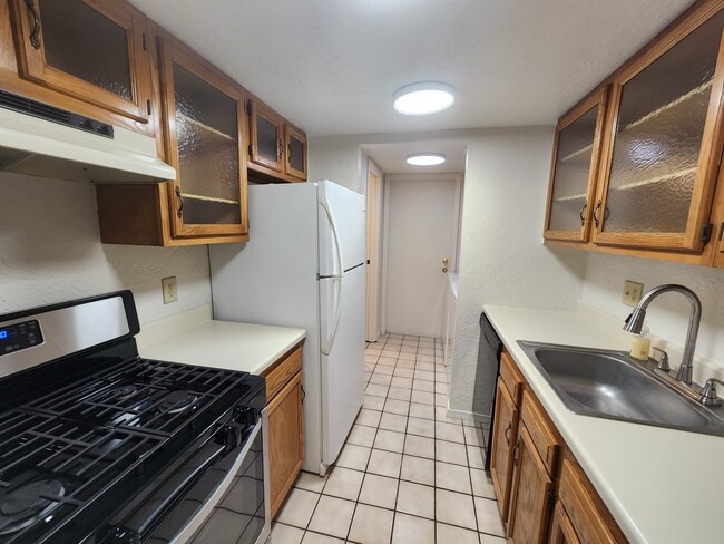 8420 Chambers Ct NE in Albuquerque, NM - Foto de edificio - Building Photo