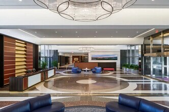 2111 Richmond Hwy-Unit -FL18-ID1022389P in Arlington, VA - Building Photo - Building Photo