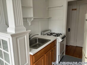 172 Maple St in Malden, MA - Building Photo - Building Photo
