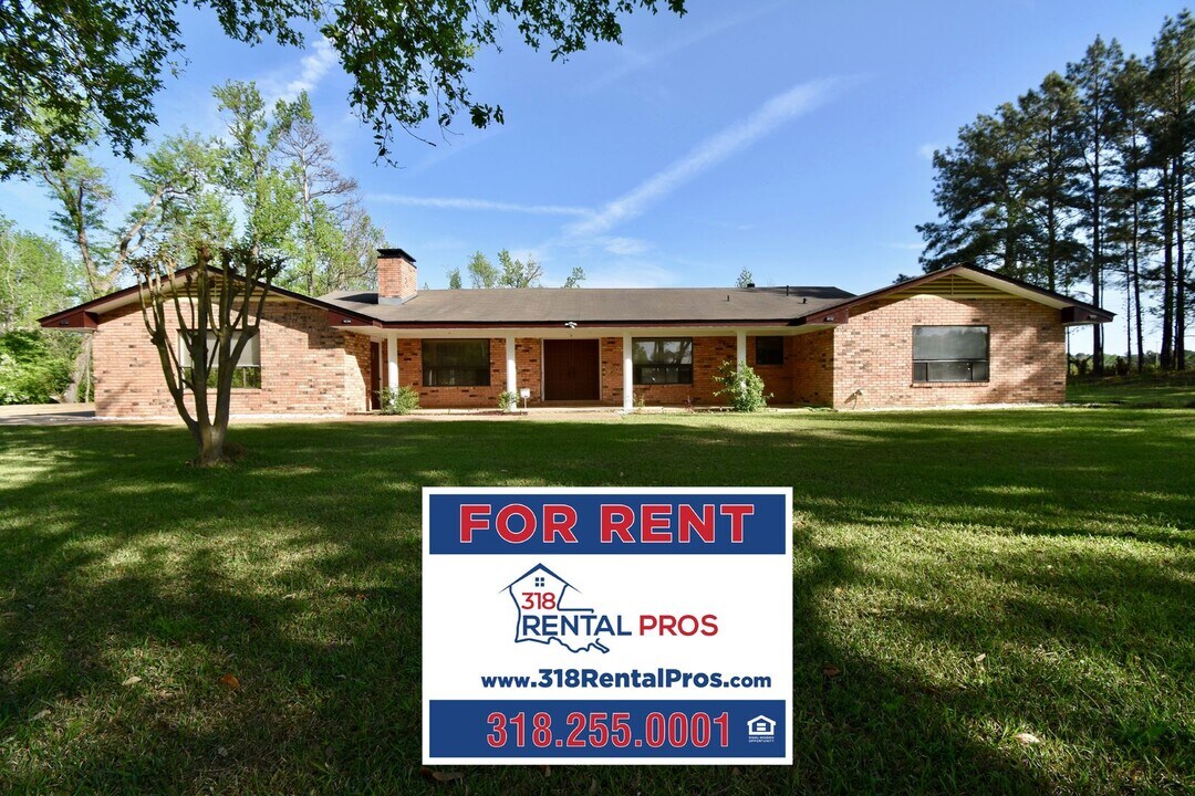 1800 Goodwin Rd in Ruston, LA - Building Photo
