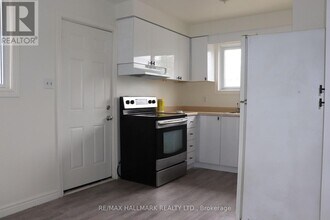 880 Mahina St in Oshawa, ON - Building Photo - Building Photo