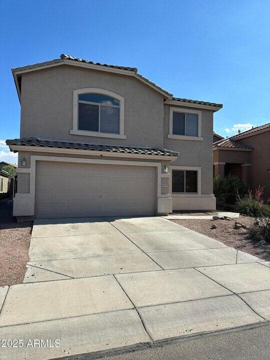 41579 W Warren Ln in Maricopa, AZ - Building Photo