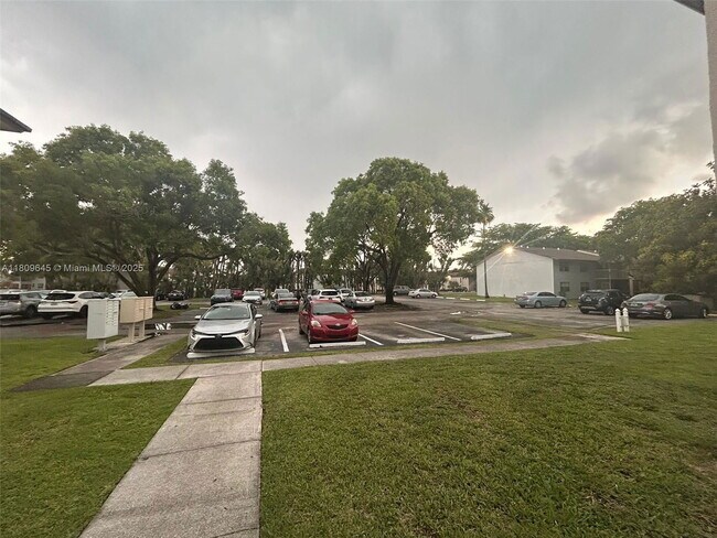 property at 394 N Laurel Dr
